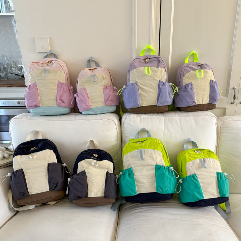 大容量小学生书包韩版时尚撞色男女童双肩包2026新款休闲儿童背包