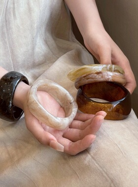 醋酸亚克力不规则宽边复古手镯