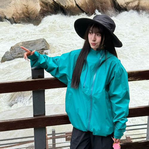 台州三门索松冲锋衣小太阳登山服