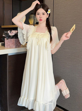 短袖睡裙女夏季带胸垫奶黄色方领蕾丝飞袖睡衣长裙网纱宽松家居服