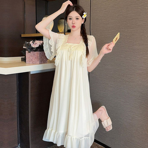 短袖睡裙女夏季带胸垫奶黄色方领蕾丝飞袖睡衣长裙网纱宽松家居服
