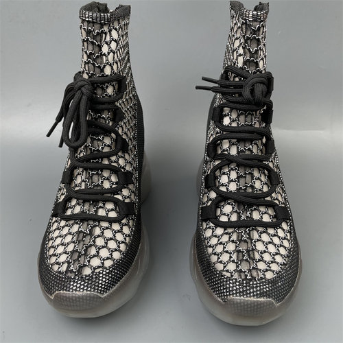 品牌内增高时尚铆钉高帮休闲鞋女