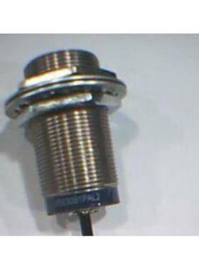 XS630B1PAL2 NT600M-LB121 P3G-08 R88D-UA20V R88D-UA04LA