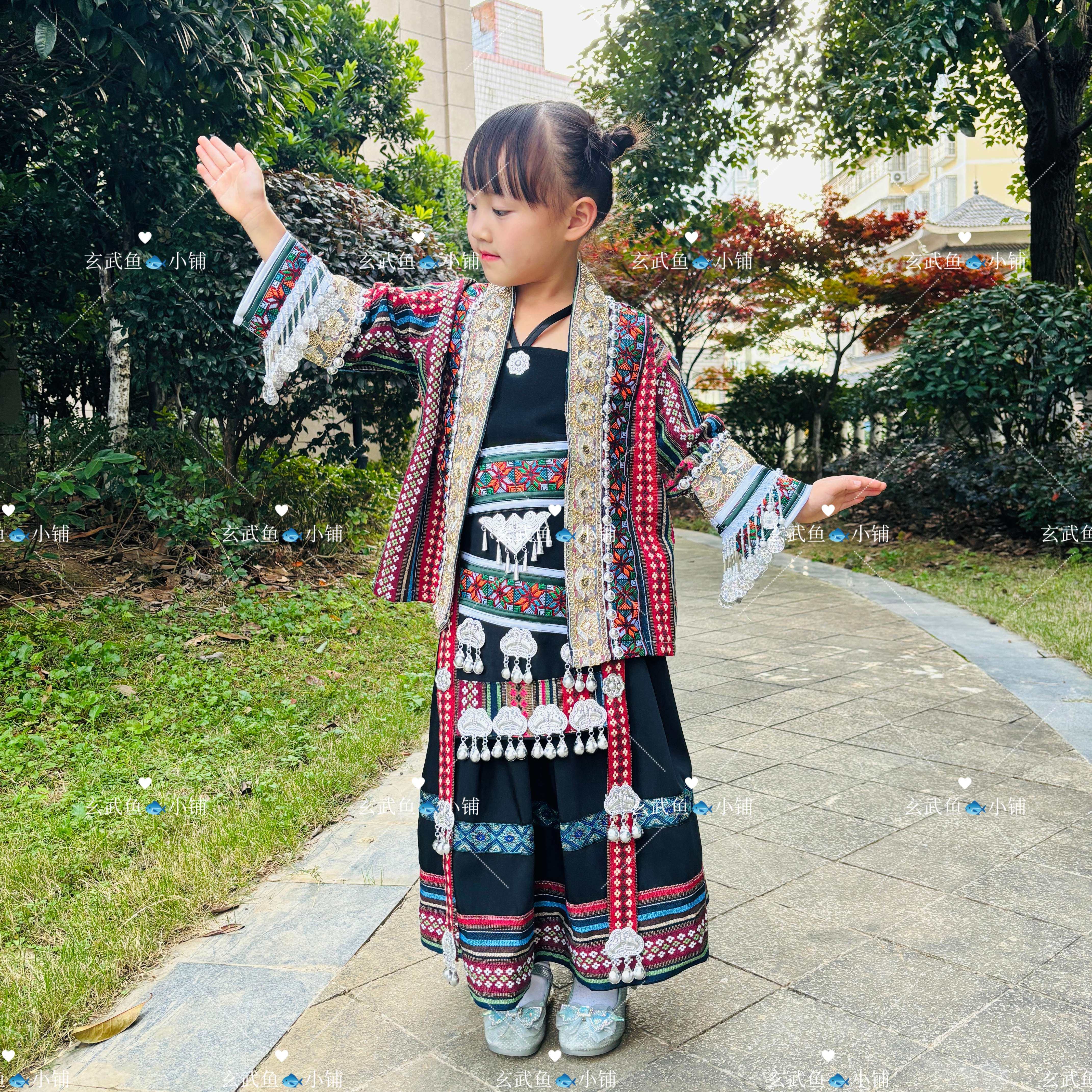 儿童贵州苗族服装传统少数民族湘西土家族苗寨迎宾舞台演出旅拍服