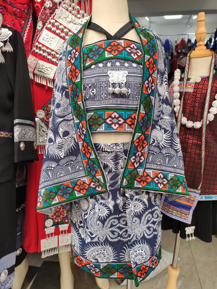 儿童少数民族服装日常演出旅拍服蜡染印花民族风披肩一片裙套装