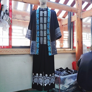 2024苗族服装男蜡染套装男装情侣装土家族五月旅拍写真苗疆服饰新