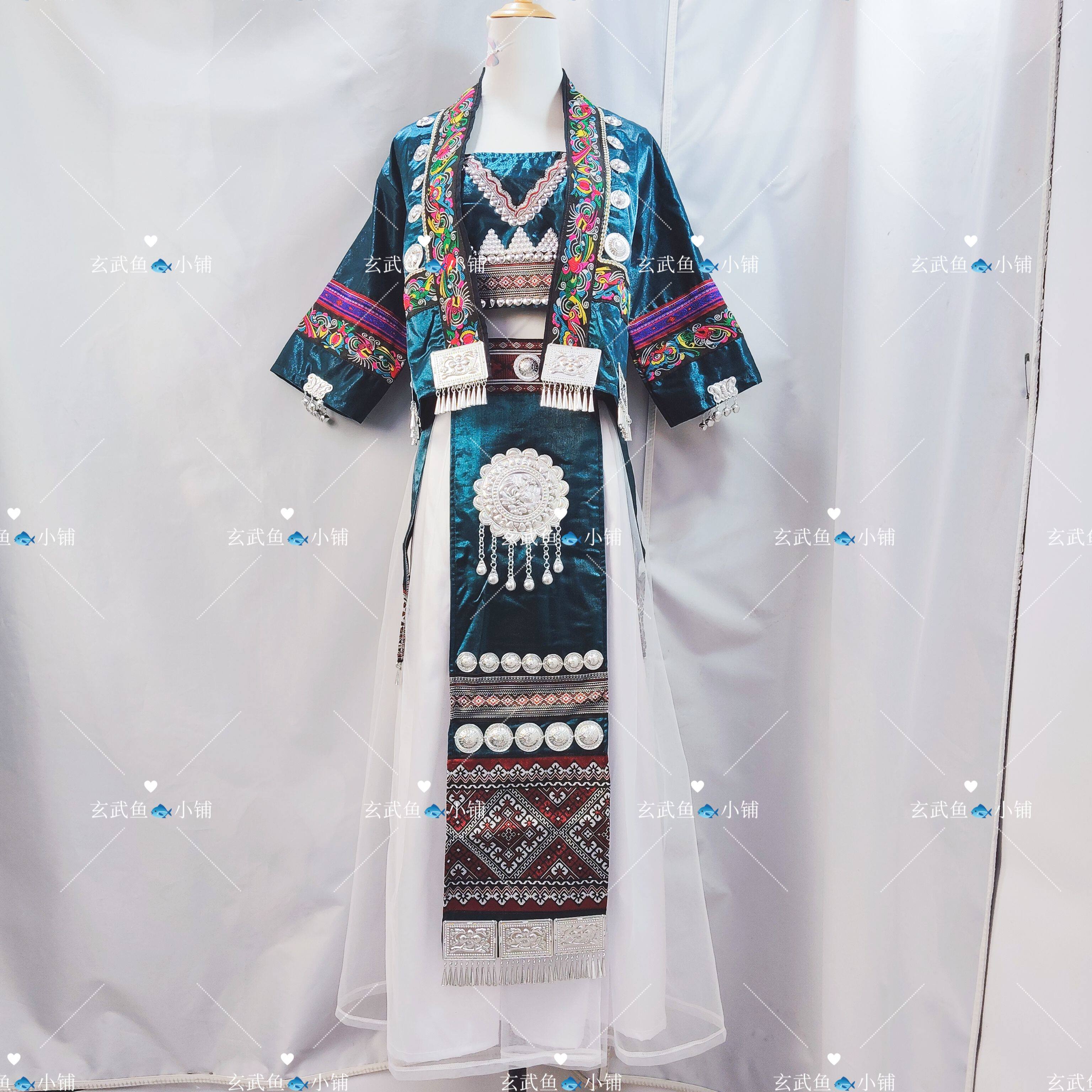 新款苗族服饰墨绿色套装旅拍舞台演出服主持人歌手走秀盛装新款