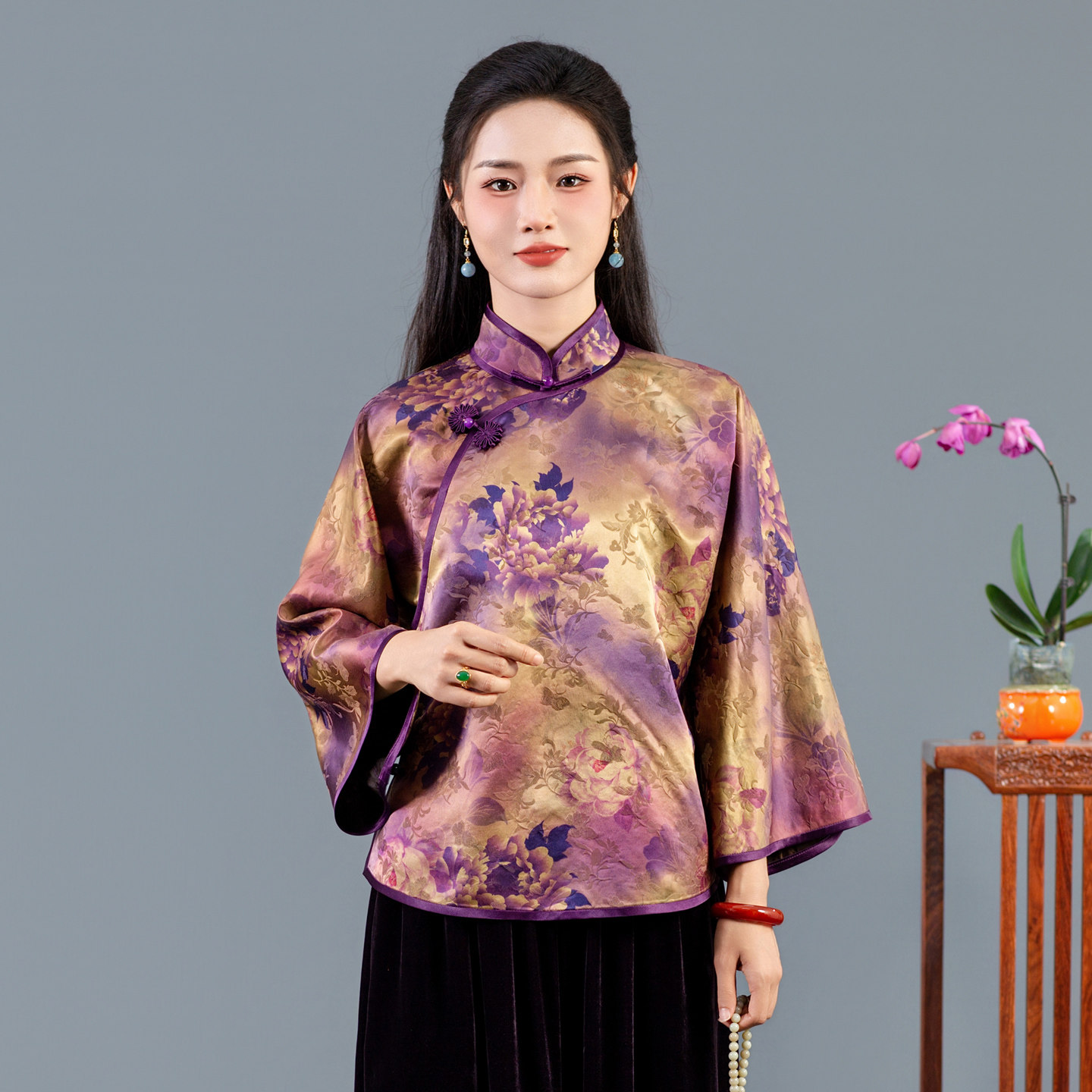 华族经典唐装女中式复古40姆米香云纱高端古装盘扣上衣秋250907T