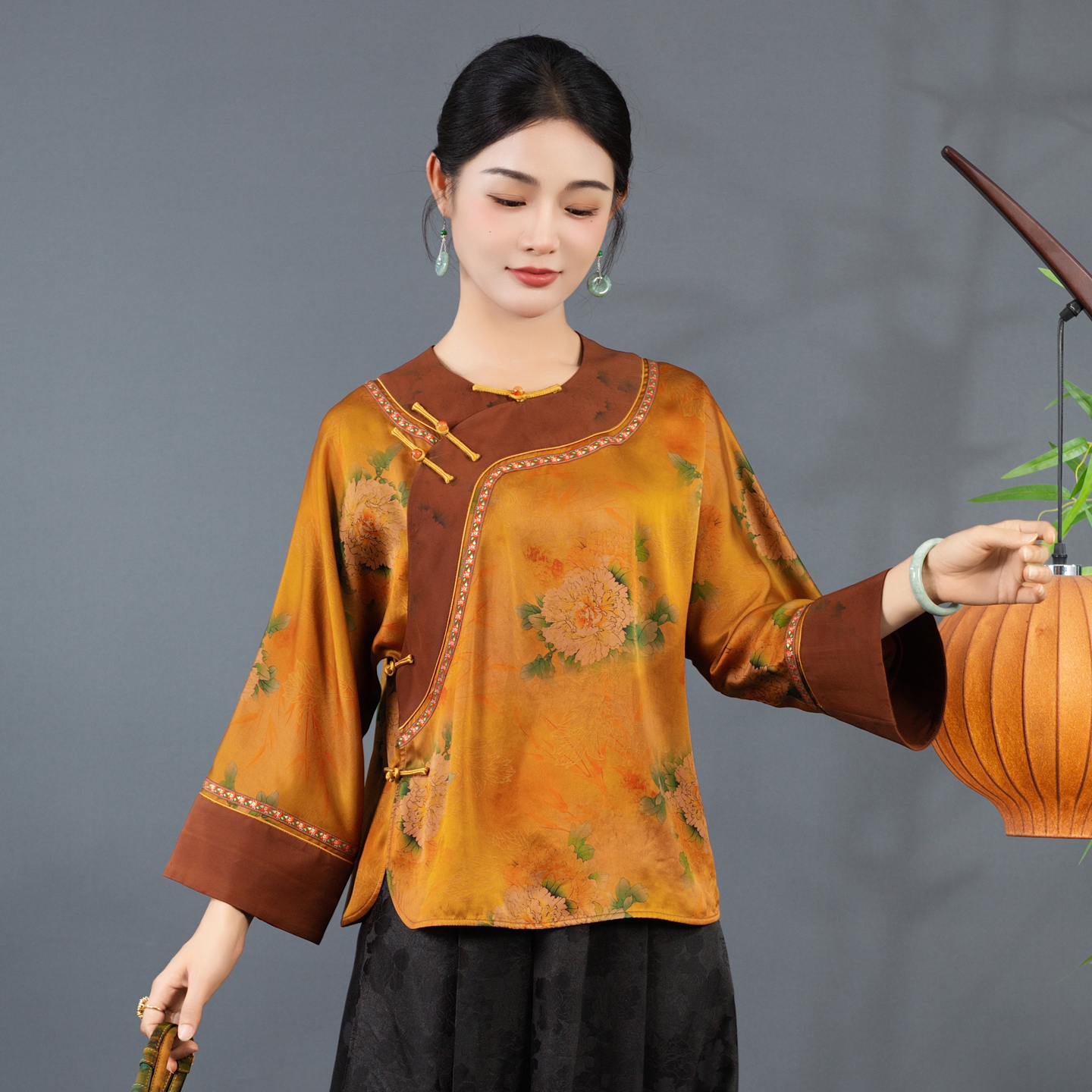 华族经典唐装女改良圆领红云纱国风新中式显瘦优雅国风女装金蕊裳