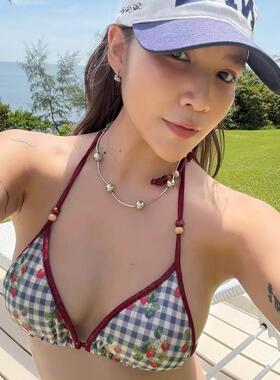 可爱少女甜妹性感格子草莓比基尼女分体修身显瘦海岛度假温泉泳衣
