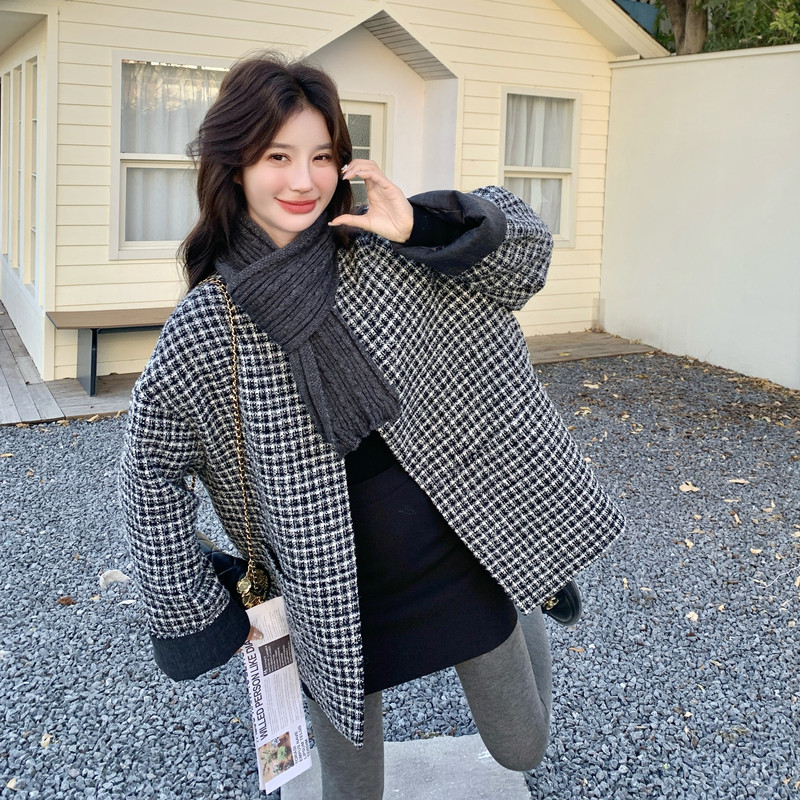 法式气质灰色格子羽绒服女冬超火好看高级小众白鸭绒加厚毛呢外套,女装短外套,2B227