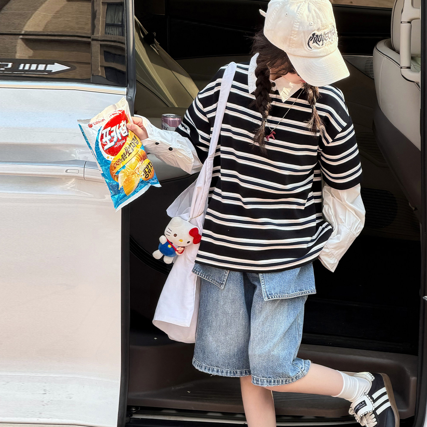 女童时髦条纹假两件卫衣套装春秋款2026新款大童韩系牛仔短裤夏装