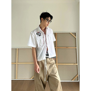 TRENDYWU 美式勋章经典“勃肯”廓形垫肩简约宽松百搭短袖白衬衫