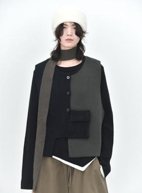 三与二出不规则拼接撞色翻盖小口袋秋复古毛衣马甲89500针织背心