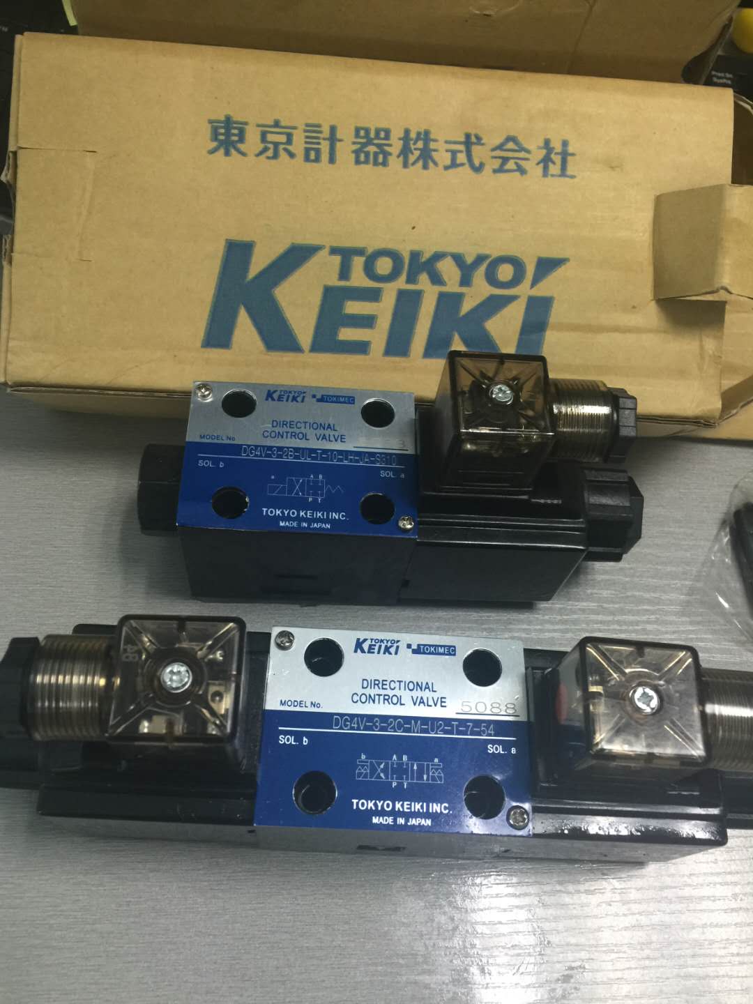 原装正品 日本东京计器DG4V-3-2A-M-P2-T-7-54林业机械电磁阀现货 3C数码配件 其它配件 原图主图