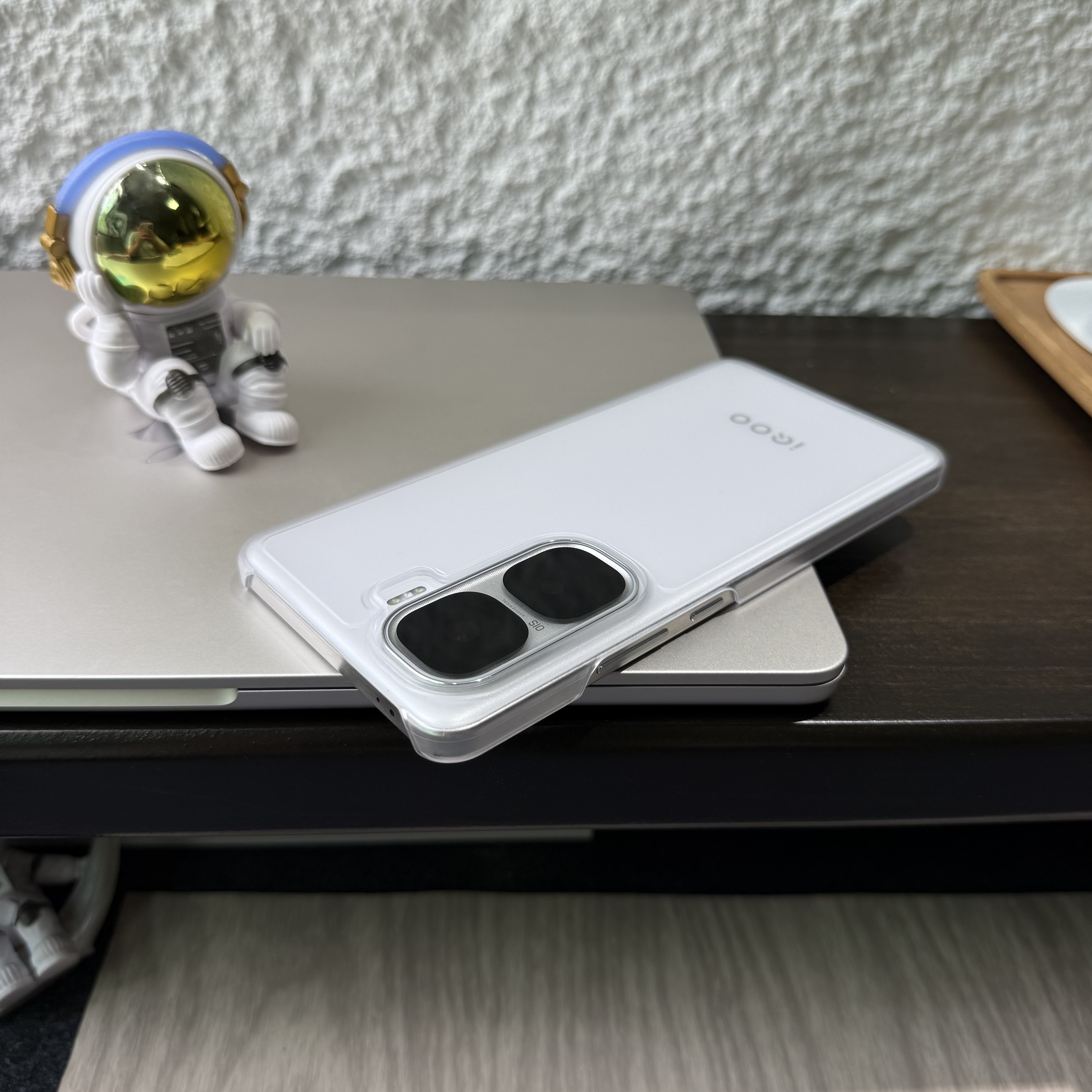 适用于IQOONeo10手机壳半包式硬