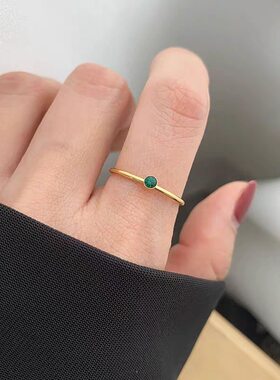 大码极细绿宝石ins潮风戒指