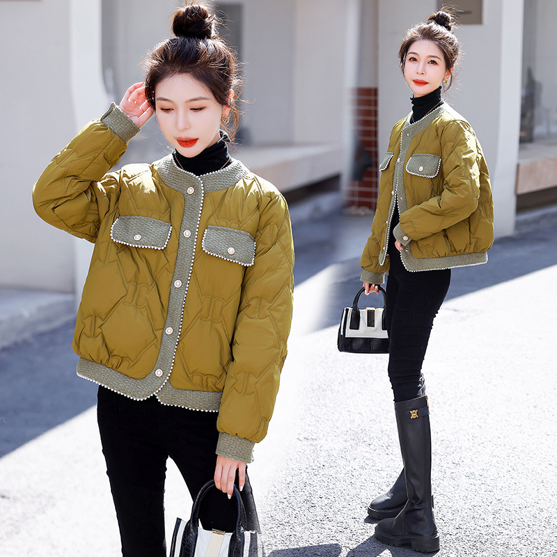 轻薄羽绒服女短款小个子欧货外套