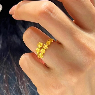 新款仿真黄金色桂花戒指女轻奢小众设计感高级精致闺蜜礼物食指戒
