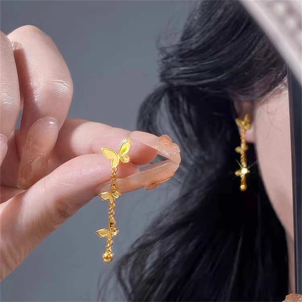 超闪镭射蝴蝶黄金耳钉女 爆款流苏时尚999耳线周福福同款金色耳环
