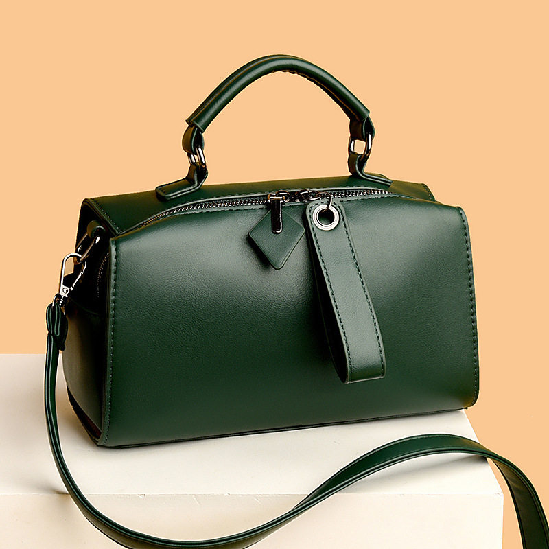 日本ぜいた2026新款女包包高级感春款大容量女包斜挎包波士顿枕头