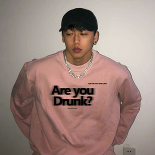 日本WUJE粉色卫衣新款秋冬男款圆领上衣加绒加厚宽松重磅外套