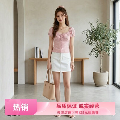Ruby女装夏季新款领泡泡袖收腰
