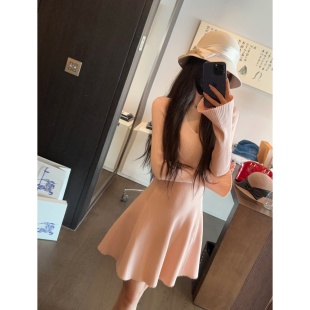 型 乖乖小女 腰臀比版 针织连衣裙内搭秋冬 下摆很美 JAMAIS