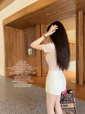 现货速发【Miu系小香】娇贵感！高级感肌理高腰质感短裤 清仓