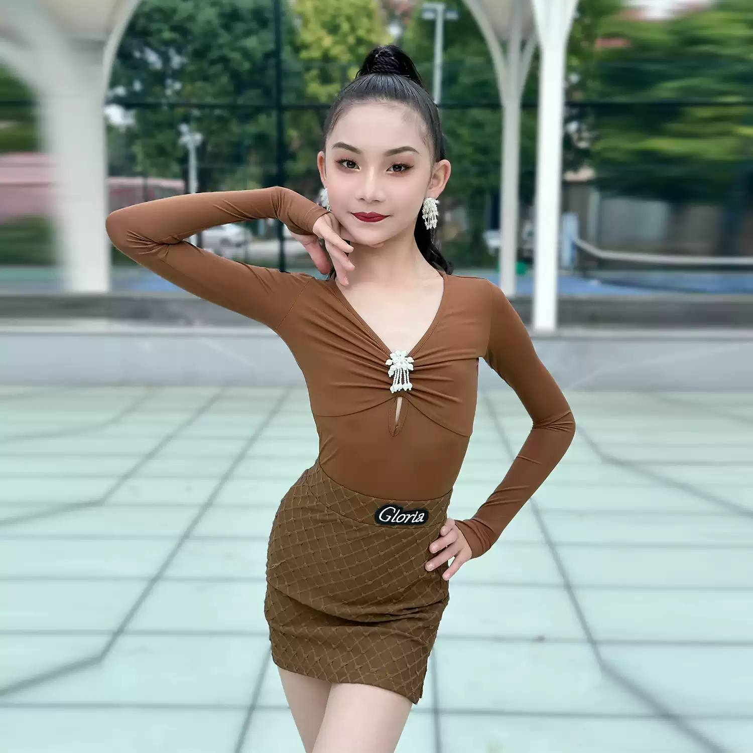 歌瑞亚拉丁舞服女童春新款V领