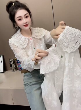 彩色纽扣法式娃娃领纯棉长袖衬衫