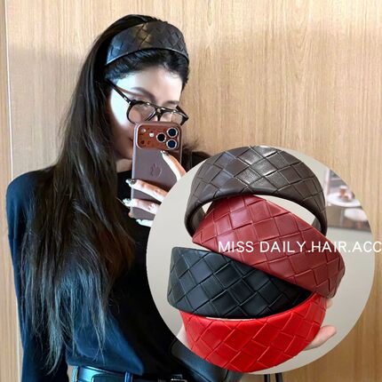 BV巴黎时尚头箍编织格纹仿羊皮发箍秋冬欧美款精致百搭女网红头饰