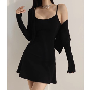 seefire修身短款鱼尾吊带连衣裙外搭长袖针织坎肩开衫两件套女夏