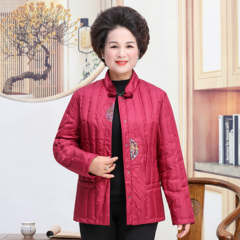 短款圆领羽绒服薄内胆刺绣妈妈装