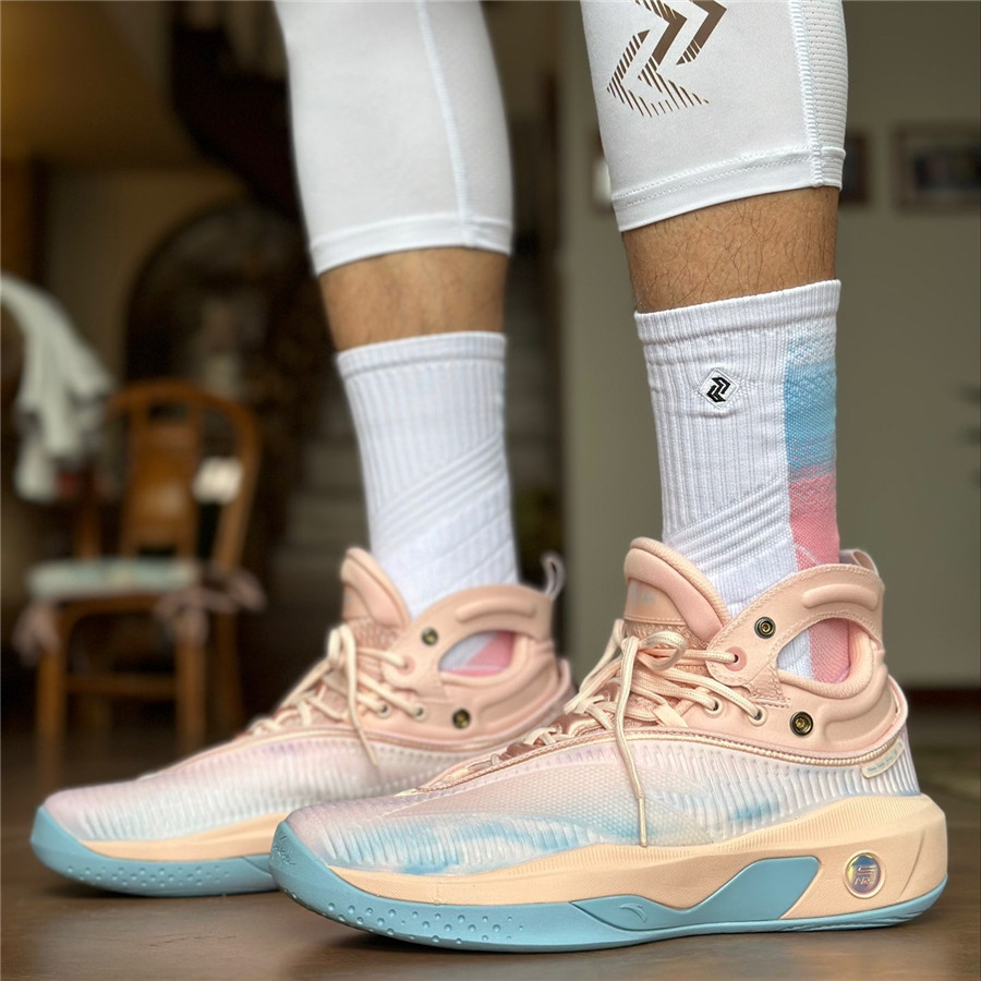 安踏KT8汤普森低帮男子篮球鞋