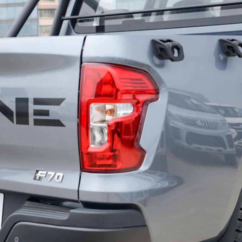 保马奔后灯总成原厂品质