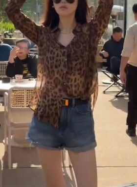 英国cherrykoko春夏新款豹纹翻领衬衫洋气长袖减龄显瘦衬衣女