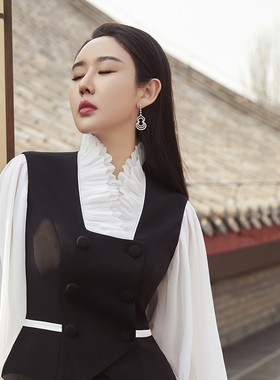 LADY POWER 慢调巴黎系列----镭射领上衣 71380A