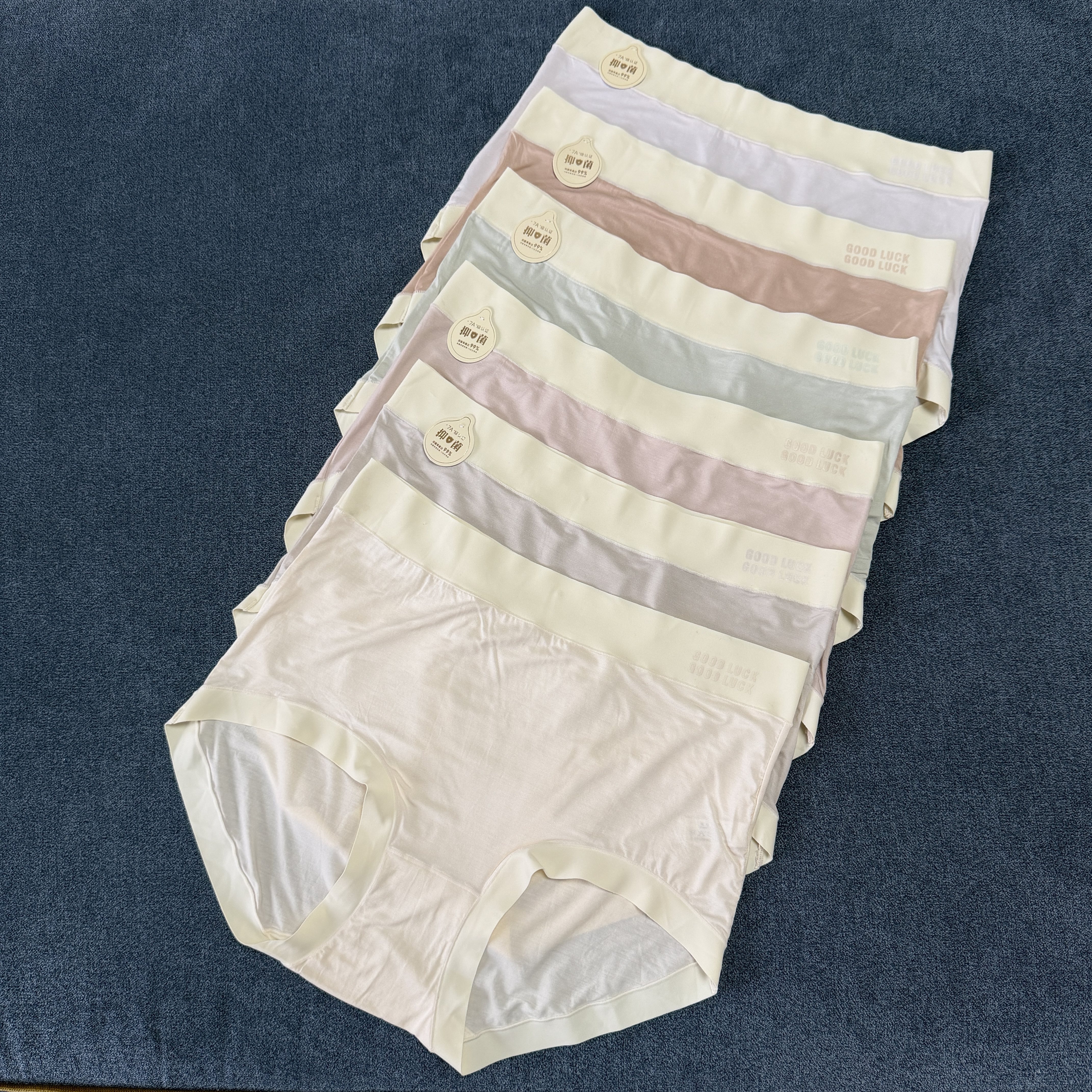 【经典回归！超级高弹】三条装 尤其适合腿粗屁股大 中高腰女内裤,女士内衣/男士内衣/家居服,女三角裤,淘宝优惠券,粉丝福利购,淘宝优惠卷