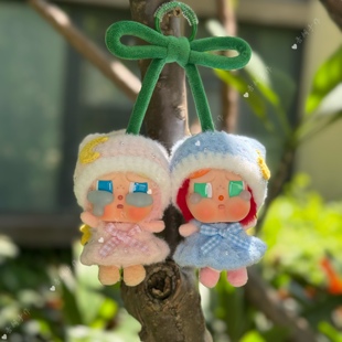 泡泡玛特CRYBABY哭娃搪胶毛绒吊卡甜在一起星星人睡衣娃衣衣服