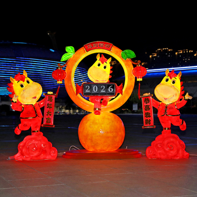 玻璃钢新年马年造型雕塑景区小区园区美观陈列喜庆打卡落地大摆件