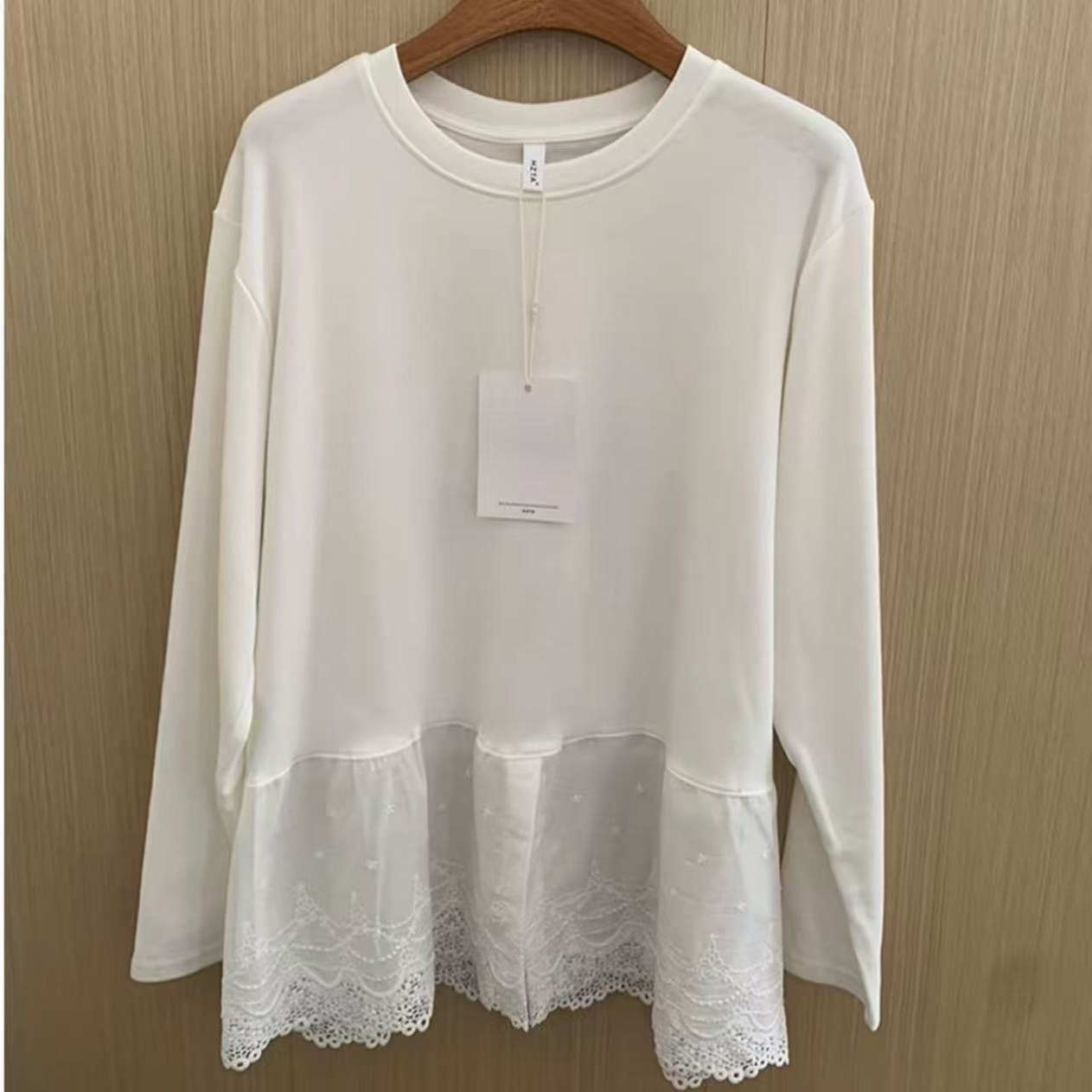 蕾丝拼接打底衫女秋冬内搭可外穿德绒磨毛长袖T恤开叉遮屁股上衣
