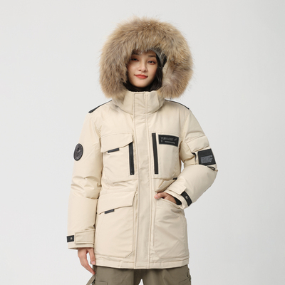 羽小白新版白鸭绒工装户外情侣款加厚修身大毛领