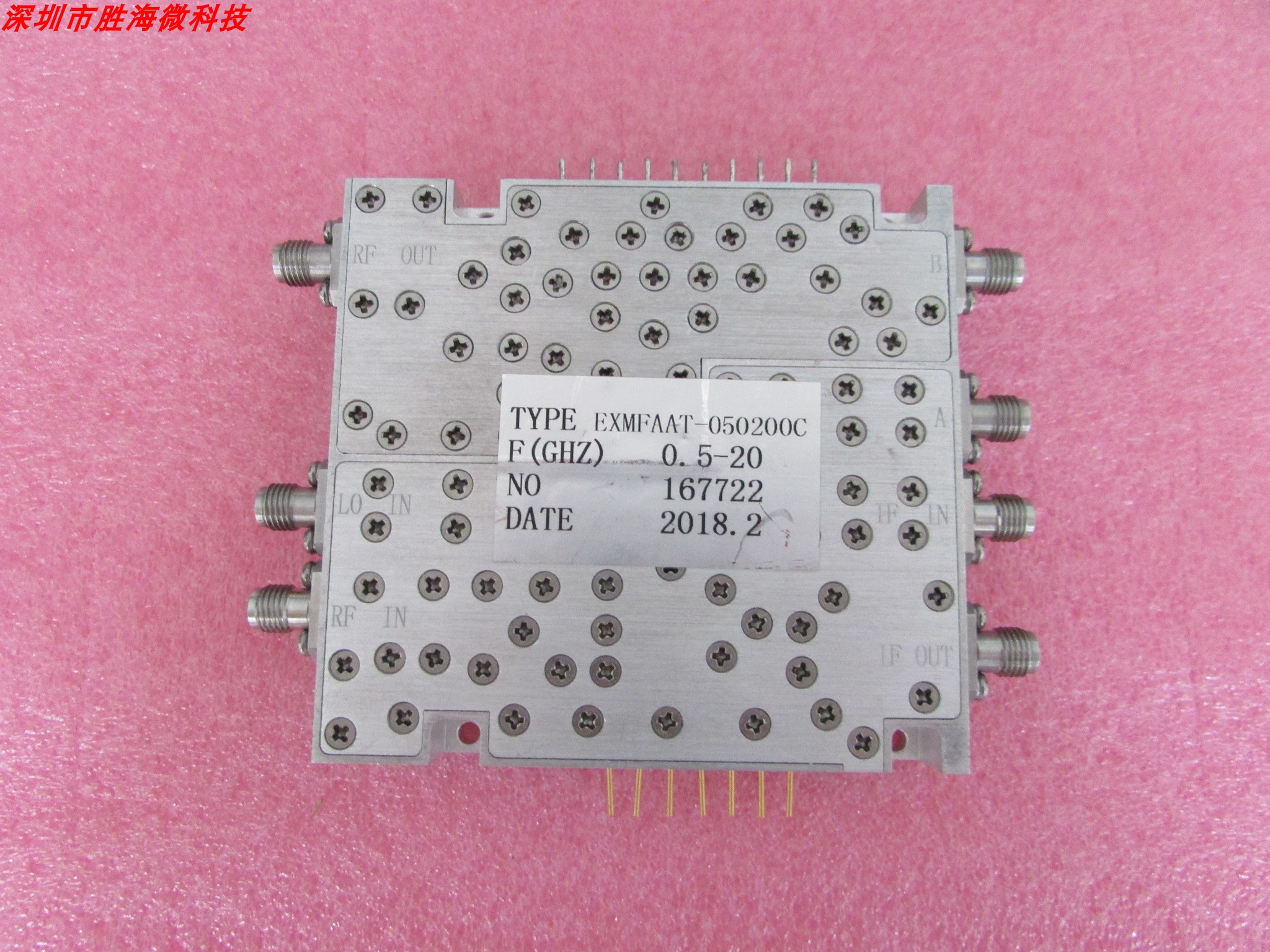 0.5-20GHzSMA60dB增益可调