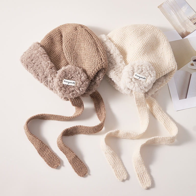 加厚保暖毛线帽子女冬季时尚百搭护耳雷锋帽骑行显脸小毛绒针织帽