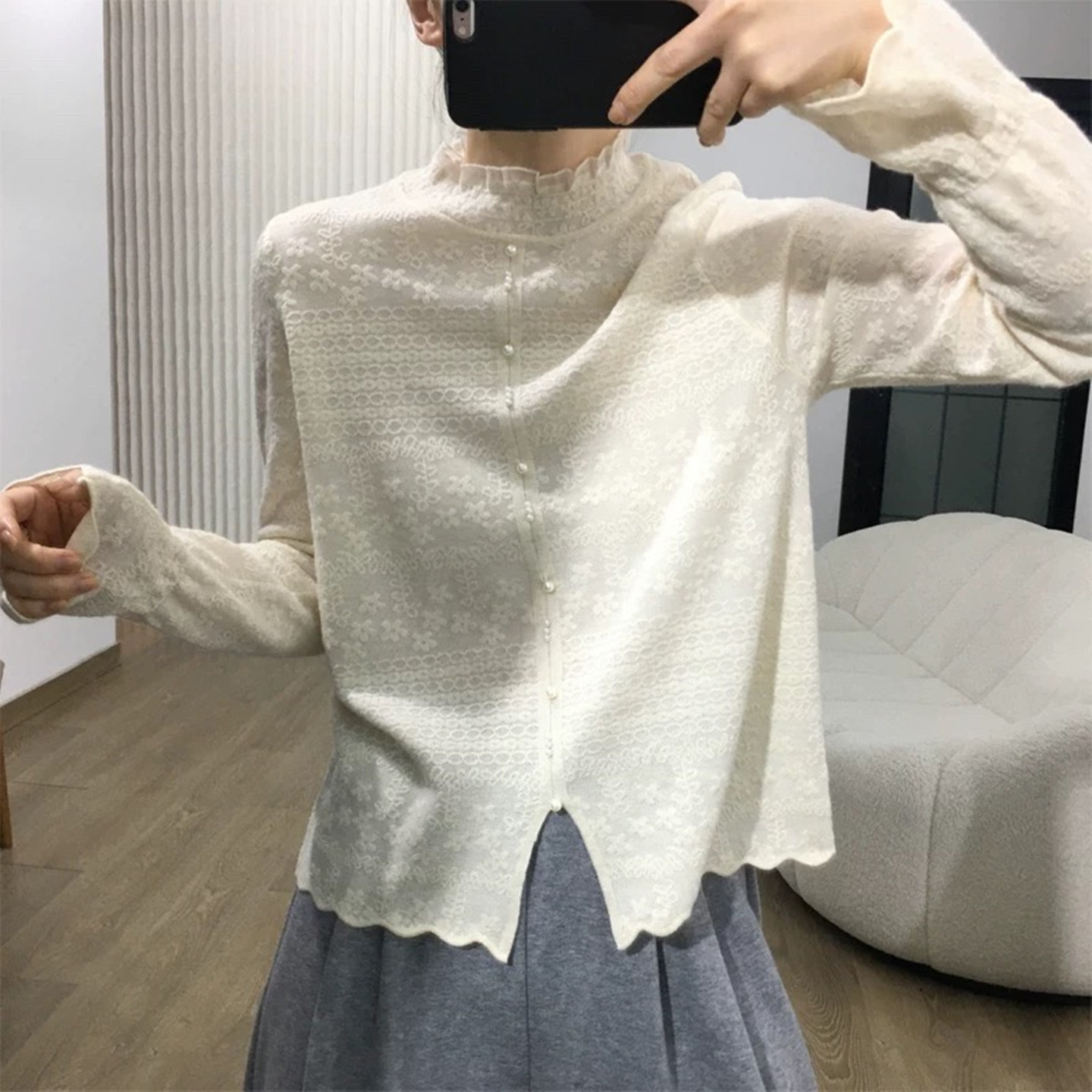法式蕾丝边纽扣开叉羊绒针织衫女秋冬宽松半高领内搭羊毛衫打底衫