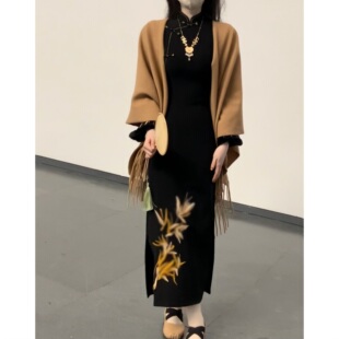 改良旗袍连衣裙女秋冬 刺绣倒大袖 她来了复古馆新中式 国风黑色厚款