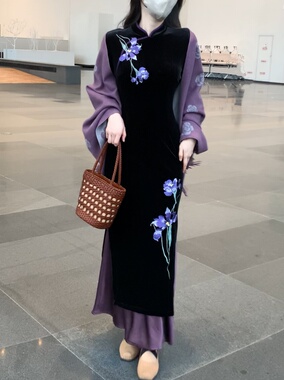 她来了复古馆新中式国风紫色刺绣复古黑色丝绒显瘦修身港风旗袍