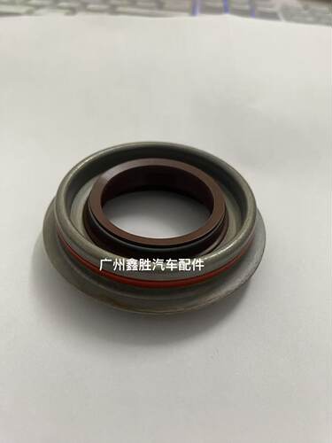 适用福特RANGER 福特皮卡 2.2L 3.2L 前差速器油封前差速器密封圈