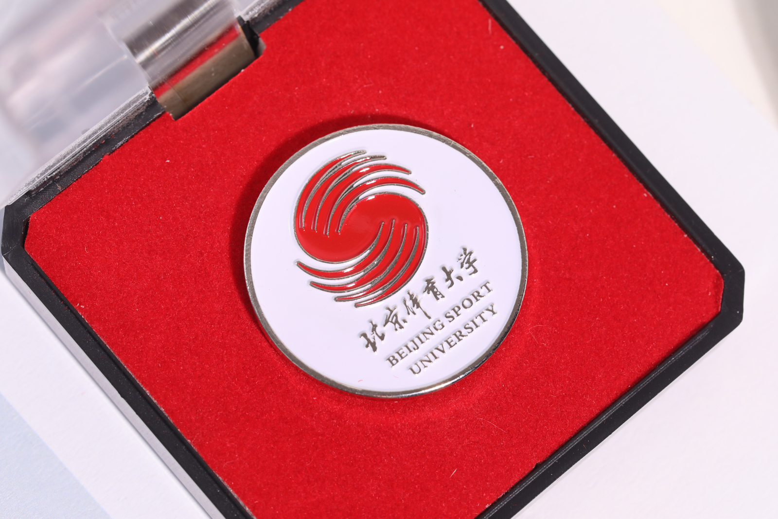 北京体育大学校徽纪念品